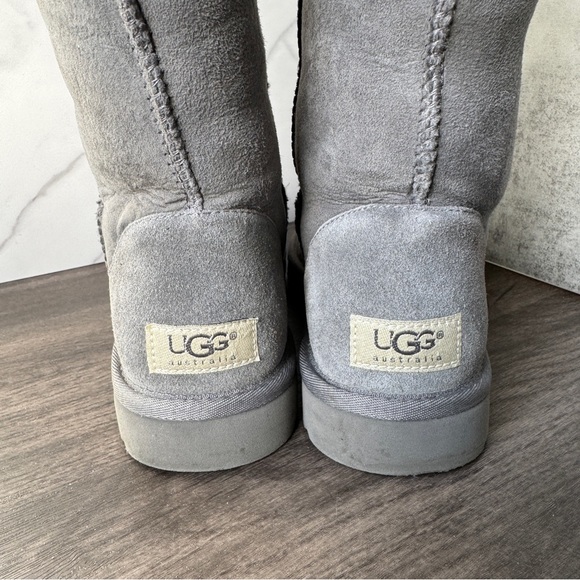UGG Classic Tall Boot Grey Size 7 - Picture 2 of 4